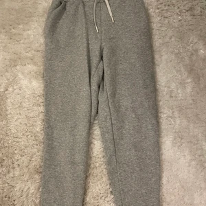 Mjukisbyxor  - Mjukisbyxor från HM