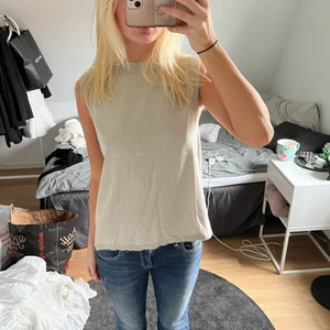 cashmere tröja - cashmere tröja utan ärmar från hm, oanvänd med prislappen kvar!