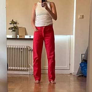 Jeans Levi’s  - Rosa jeans från Levi’s. Modell 615 strl 32x32.