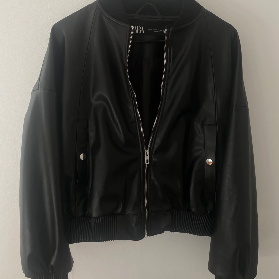 Svart Bomberjacka Xs - 91