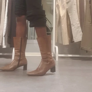 Fin cowboy boots  - Förädrat och passar till allt 