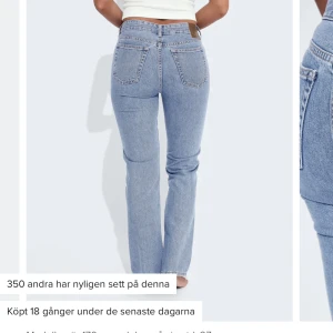 Low straight jeans bik bok - Low straight 550 jeans från bik bok! Använda 2 gånger! Inga skador eller defekter. W26 L32