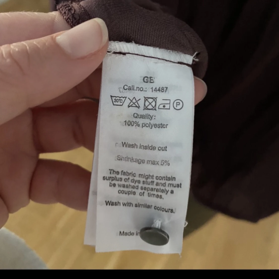 Plommonfärgad blus från Soyaconcept - 91