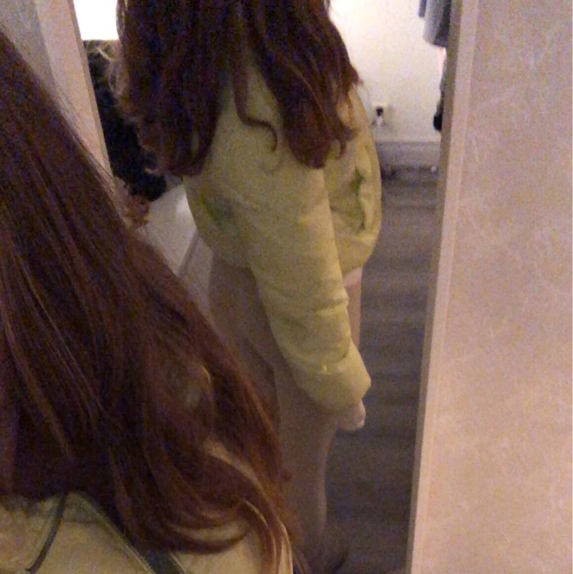 Ljus neon grön jacka