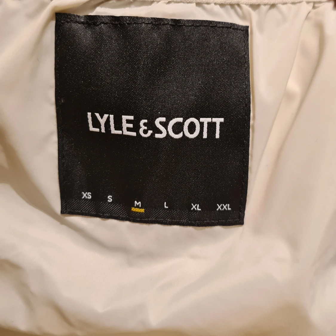Lyle and scott väst  - 90