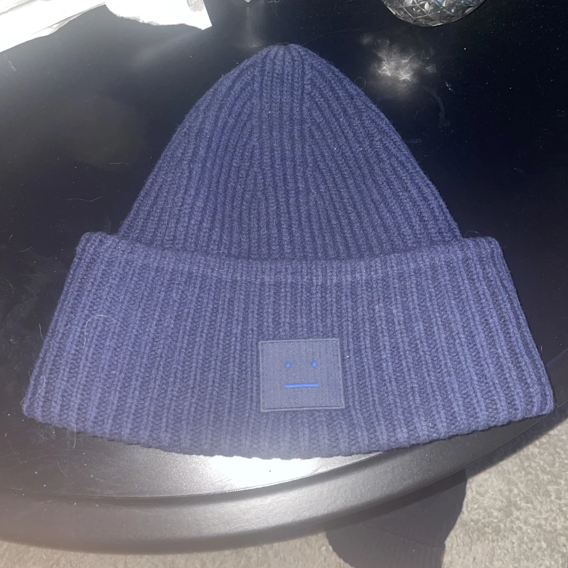 Acne mössa marinblå