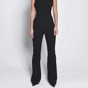 Lxa kostymbyxor  - Så fina kostymbyxor från Lxa, sparsamt använda❤️