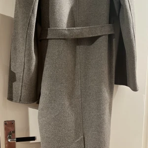 Kappa wool blend - Kappa i ullblandning. Mycket sparsamt använd. Nypris 1500kr. 