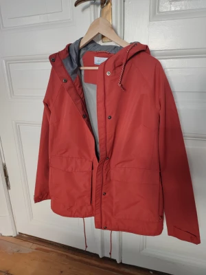 Nya jacka COLUMBIA  - NYA jacka COLUMBIA M