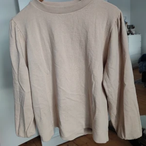 Tröja M - Beige tröja M