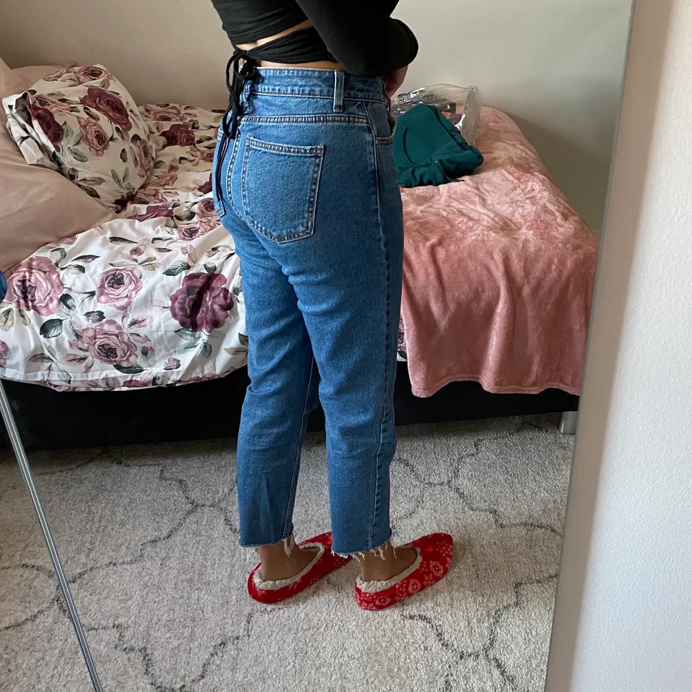 Jätte fina jeans från only modell: Emily 🌟 använda fåtal gånger ✨. Jeans & Byxor.