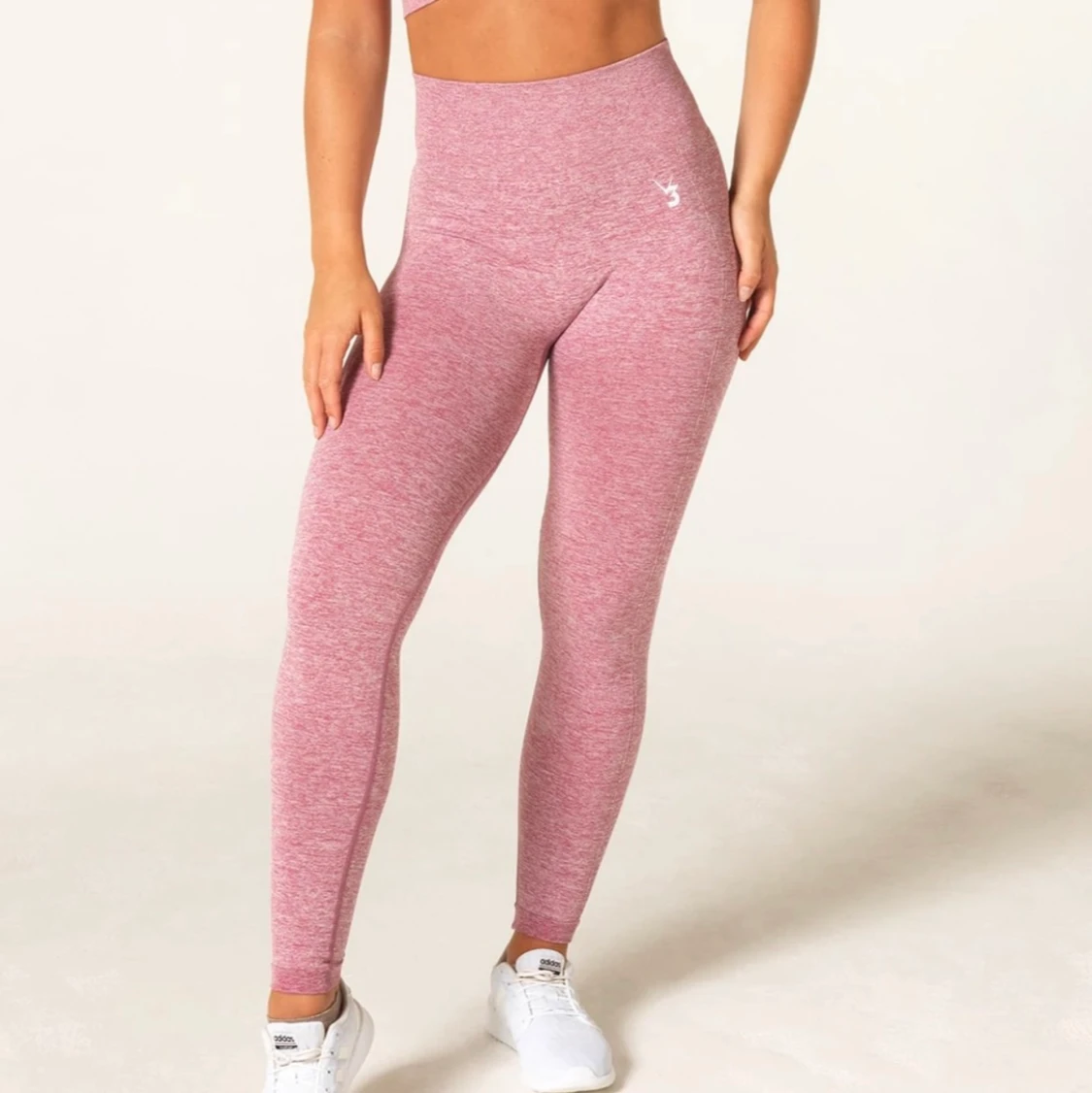 Träningsbyxor strl S, 300kr ink frakt - 90