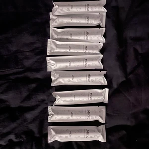 Vapes  - Endast 3 kvar!!  Säljer dessa så jag fick fel smak, de e i blåbär och de har 600puffs. De har nikotin i sig. 100krst