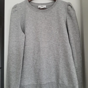 42 44 sweatshirts - New