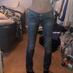 Low Waist Vintage jeans - Skitsnygga vintage jeans, jag är 176cm lång
