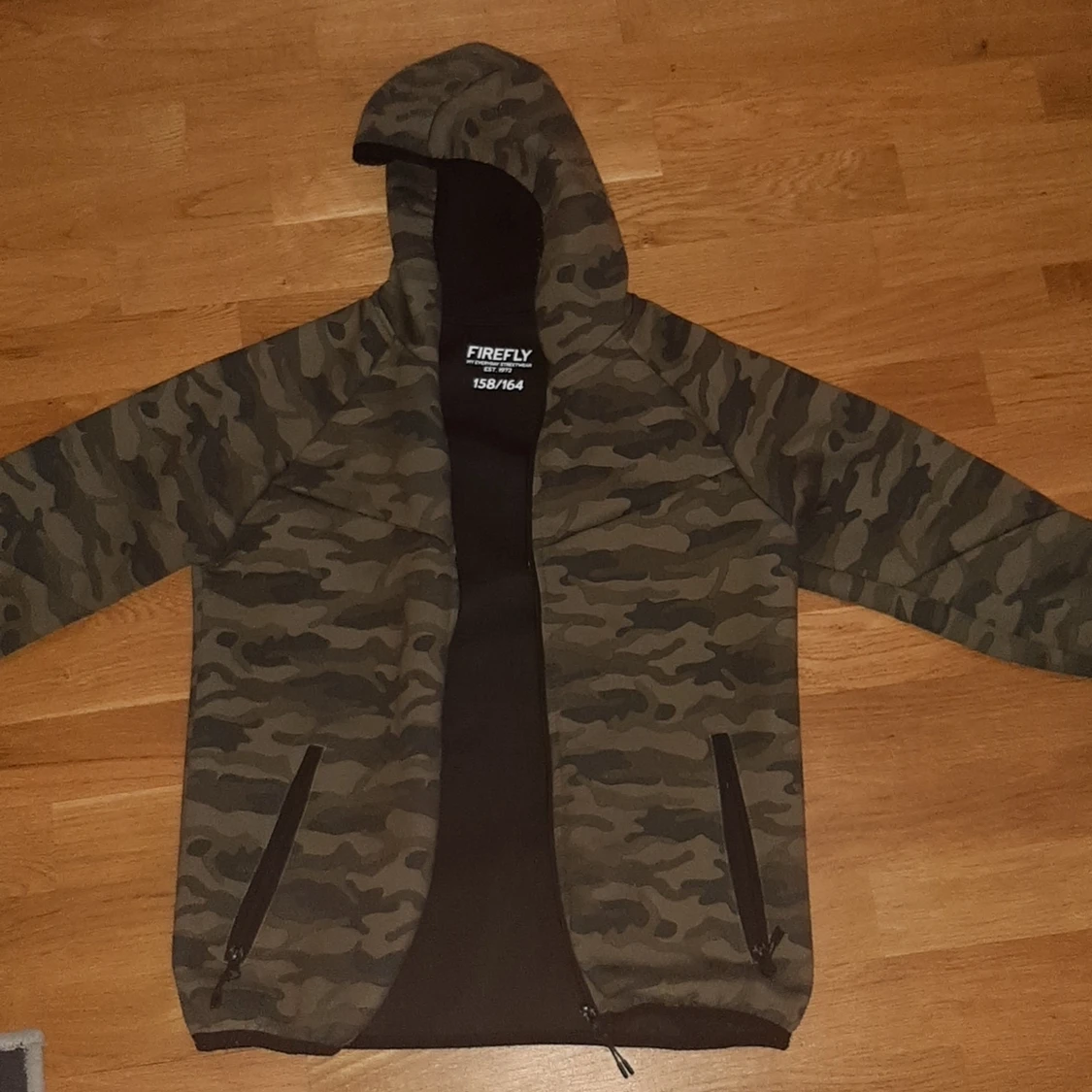 Grade school size/ women's  - 91