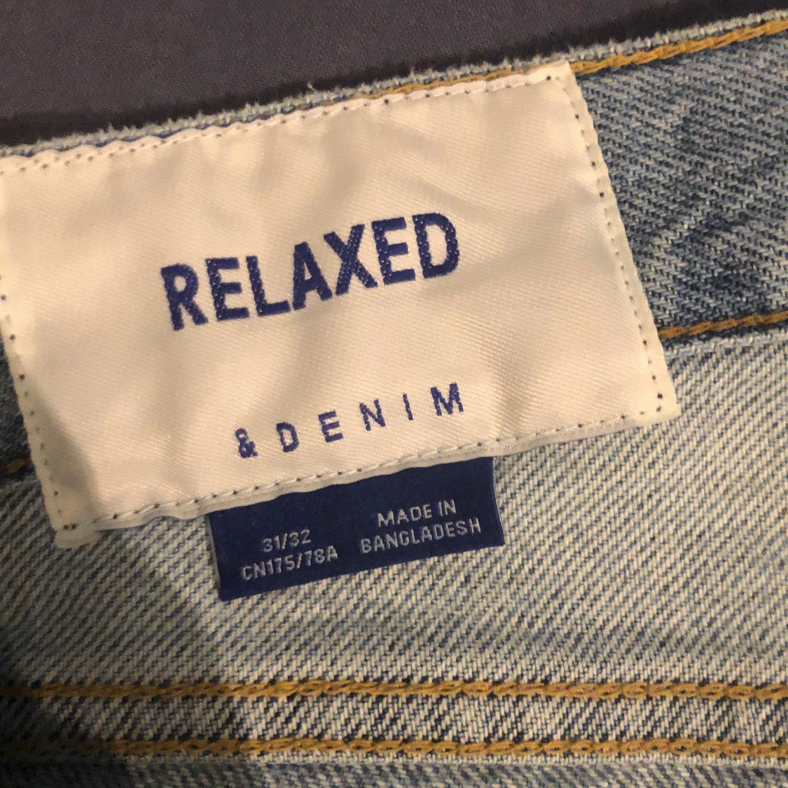 HM Relaxed Jeans - 91