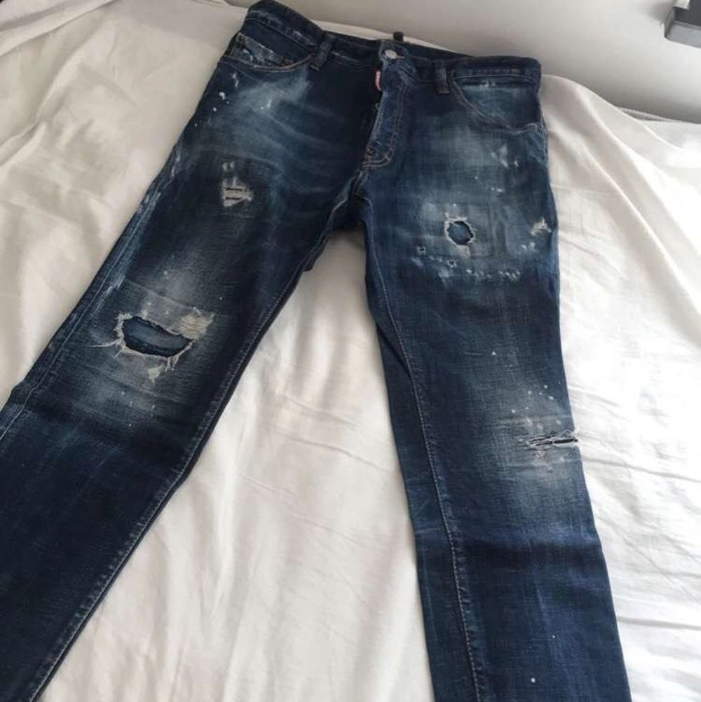 Marinblå Dsquared2 jeans herr | Plick Second Hand