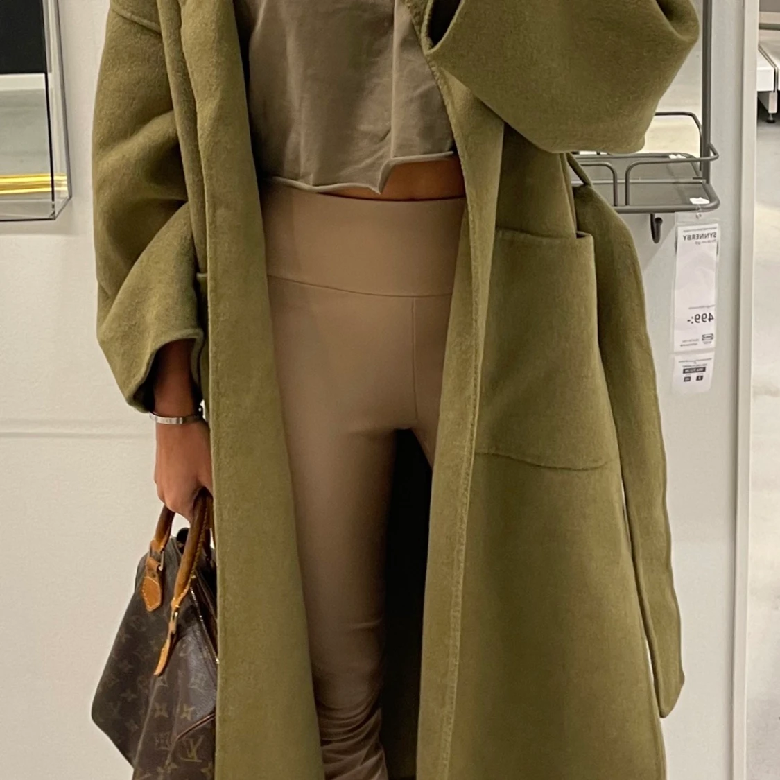 Grön kappa från mango