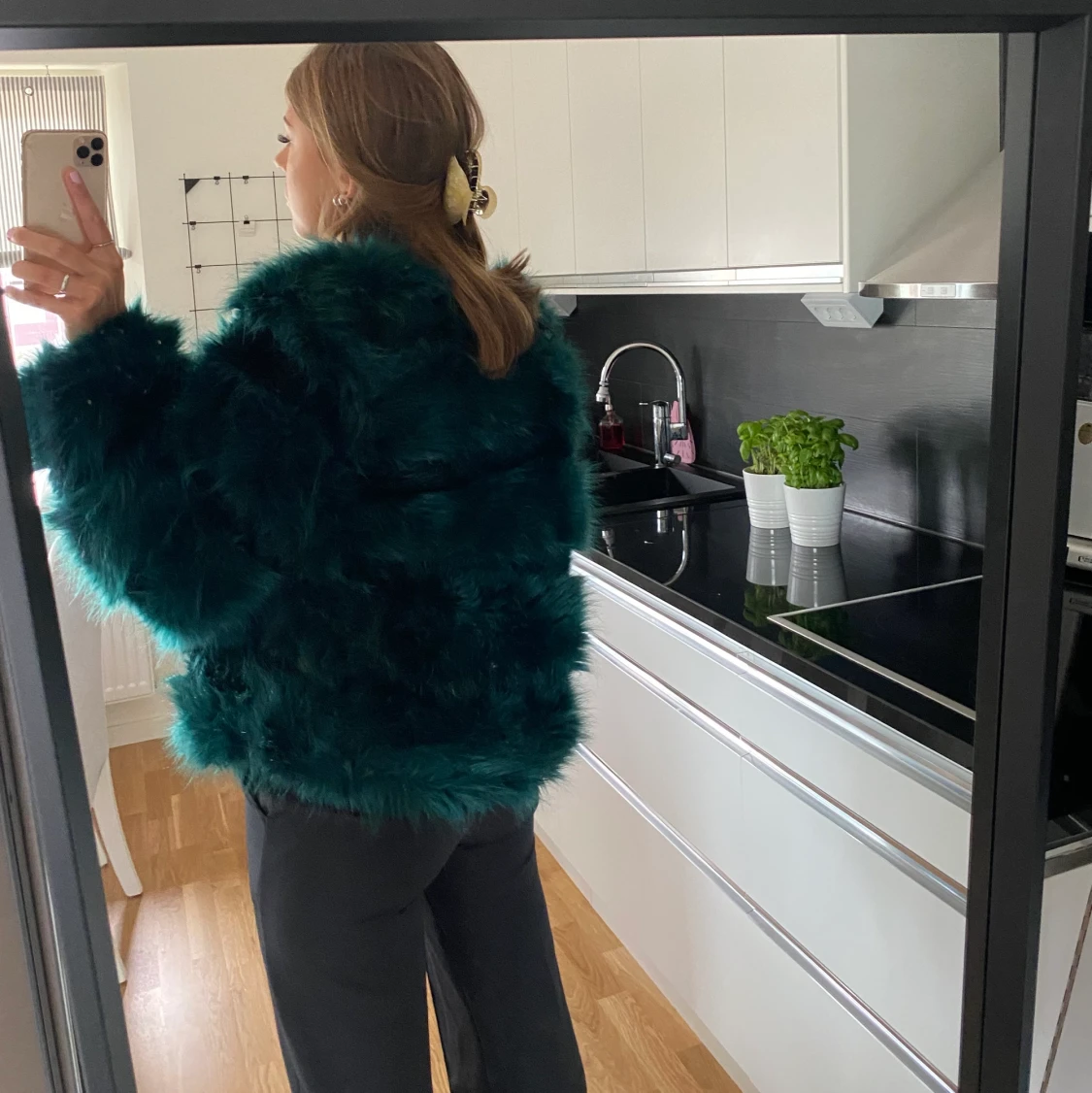 Faux fur jacka - 90