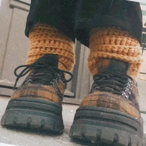 Checkered Eyytys - Dessa rutiga Eyytys köptes på Plick men används inte längre pga lite för trånga för mina fötter. Passar en 39 eller liten/smal 40.💛