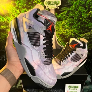 Air Jordan 4 Zen Master 🦄 - Air Jordan 4 Zen Master 🦄 Storlek: -44.5 Pris:2699kr  Skick 9.5/10