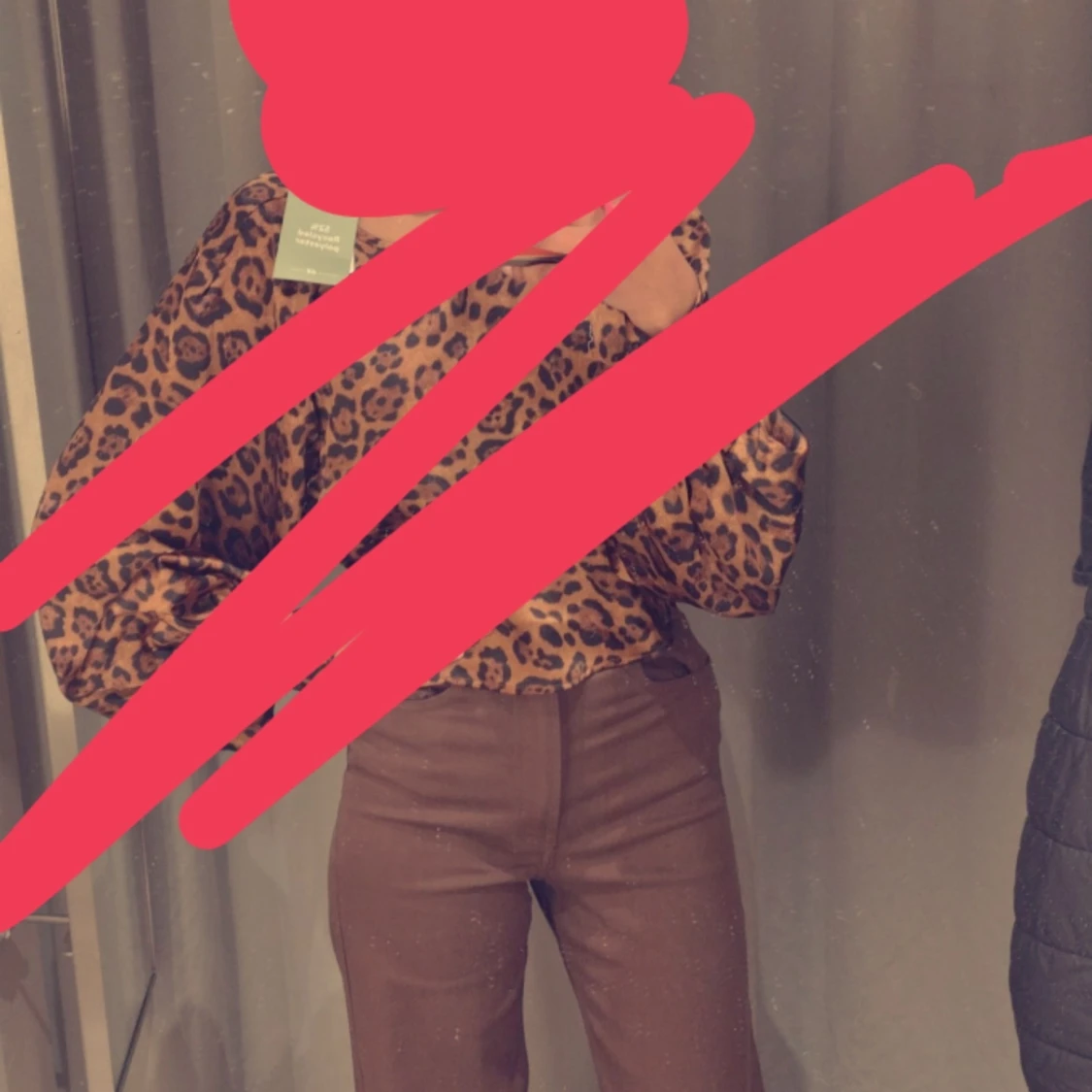 Raka jeans med hög midja.