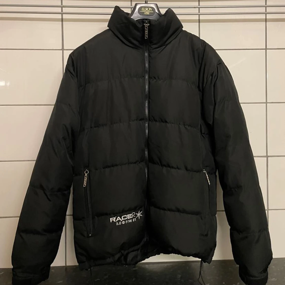 Racer puffer jacka svart