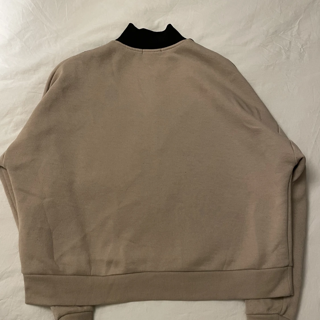 Beige hoodie - 90
