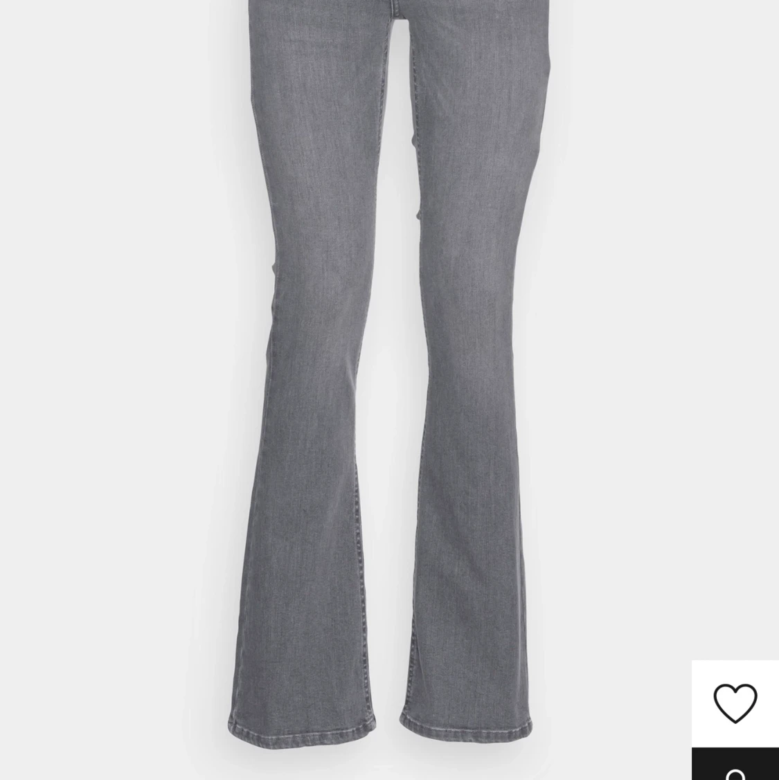 Utsvängda jeans