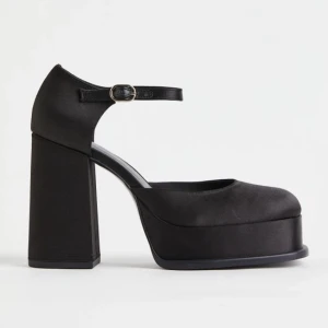 Mary Jane block heels  - Aldri brukt, kun prøvd på! 