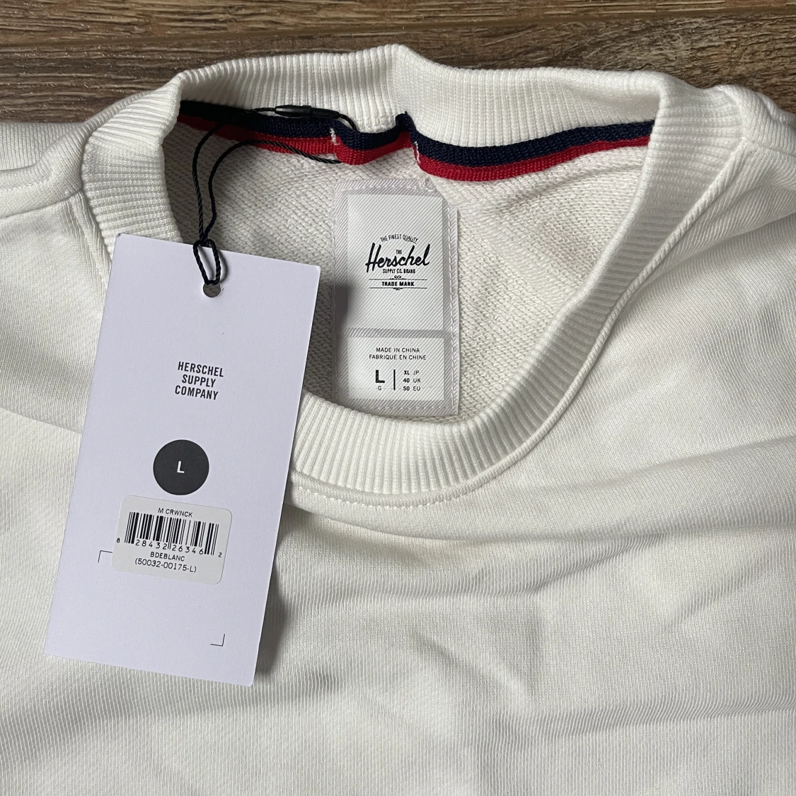 Herschel crewneck strl L äggskalsvit - 91