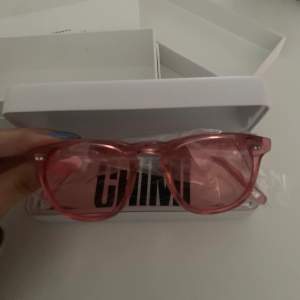 Oanvända chimi glasögon i 01 pink