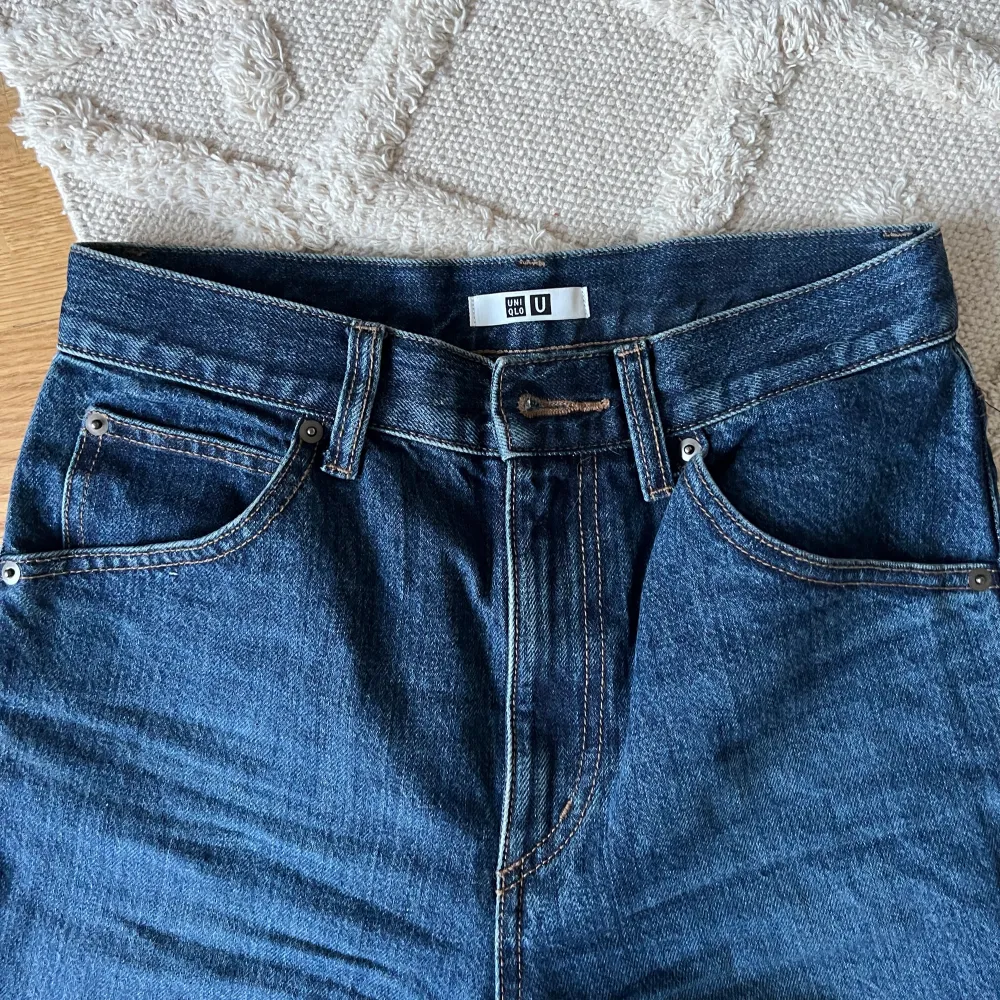 supersnygga jeans från uniqlo. har dock blivit för små för mig! . Jeans & Byxor.