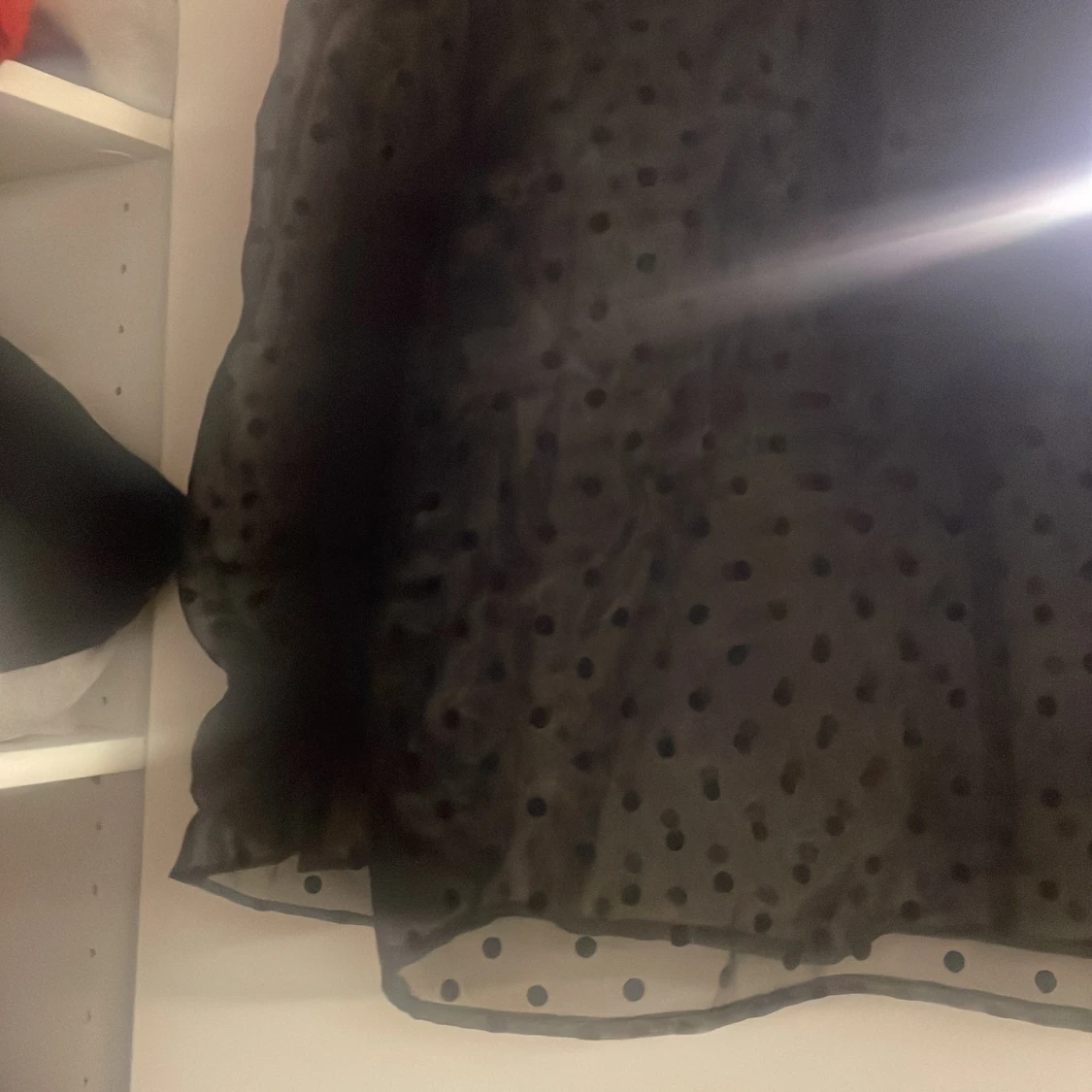 Svart genomskinlig blus  - 91