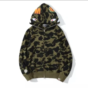 Bape  - Bape hoodie finns i alla storlekar 