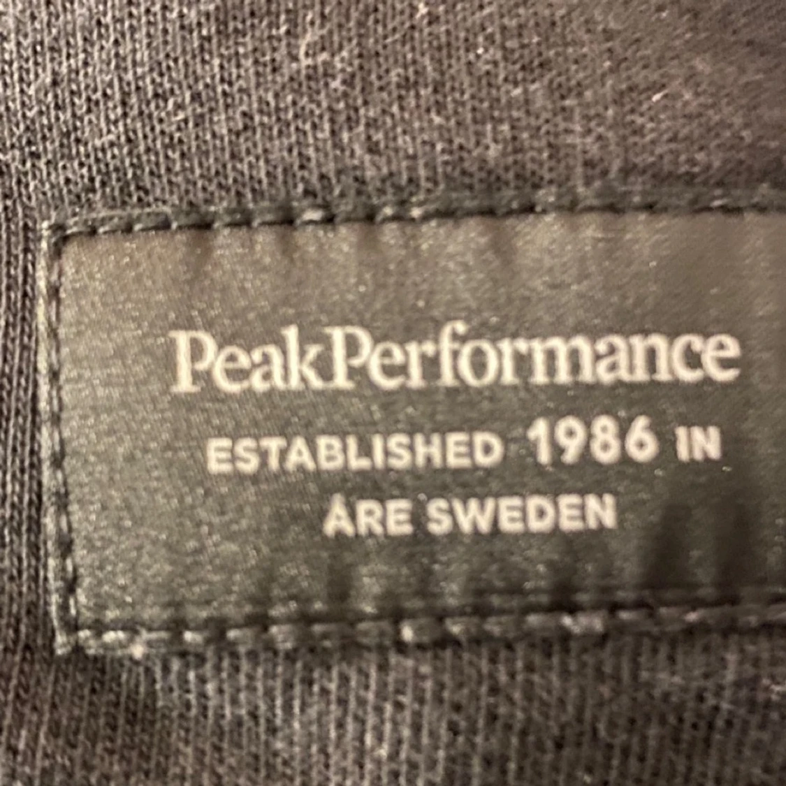 Peak performance hoodie  - 91