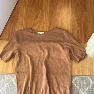 Stickad - Stickad tröja från H&M, bra skick