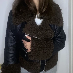 Jacka - Jätte fin jacka från kenzas märke, storlek S! Säljer då jag inte använder den längre💝