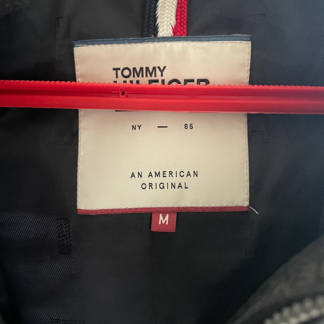 Tommy jeans vinterjacka - 90