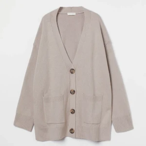 Cardigan strl M. Helt ny. - Helt ny. Strl M.