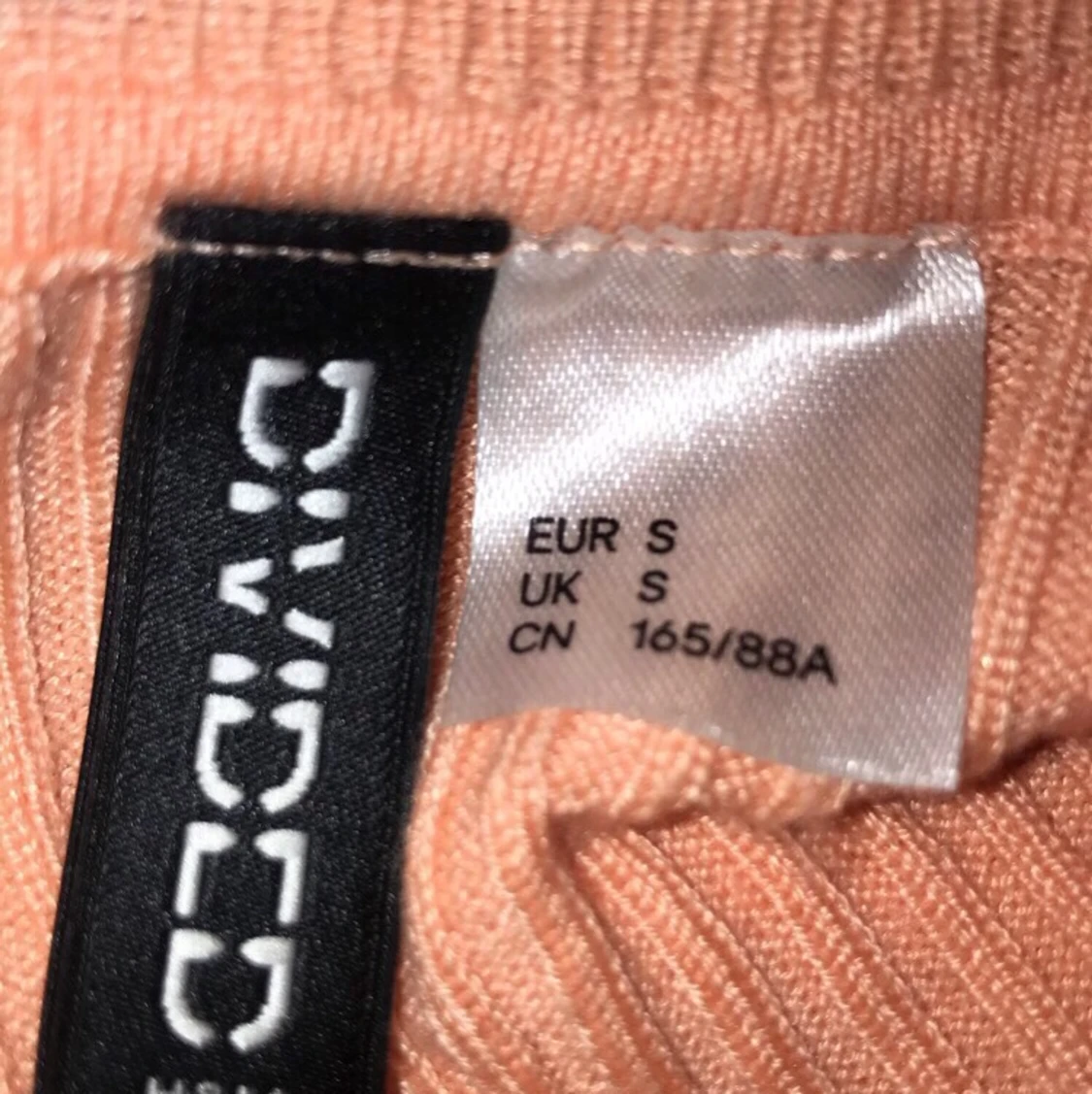 Korallfärgad croptop - 91