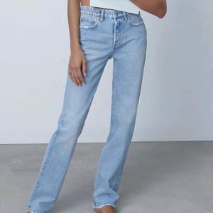 Trendiga jeans från zara