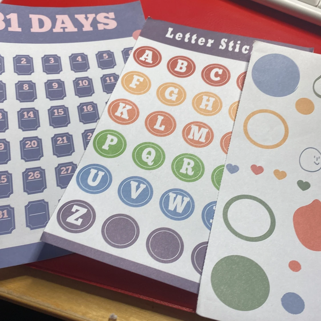 3 ark klistermärken 