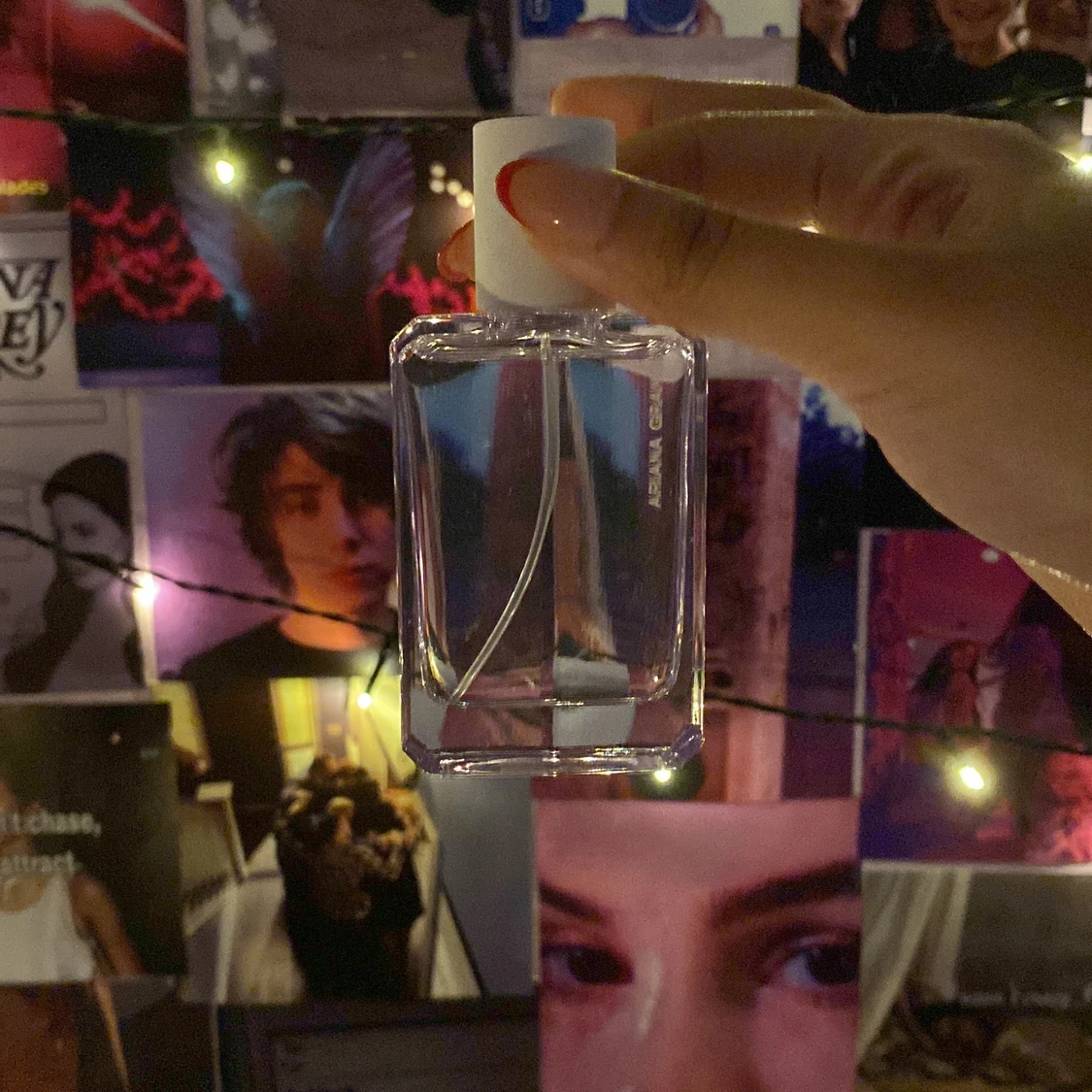 helt oanvänd ”God Is A Woman” parfym  - 90