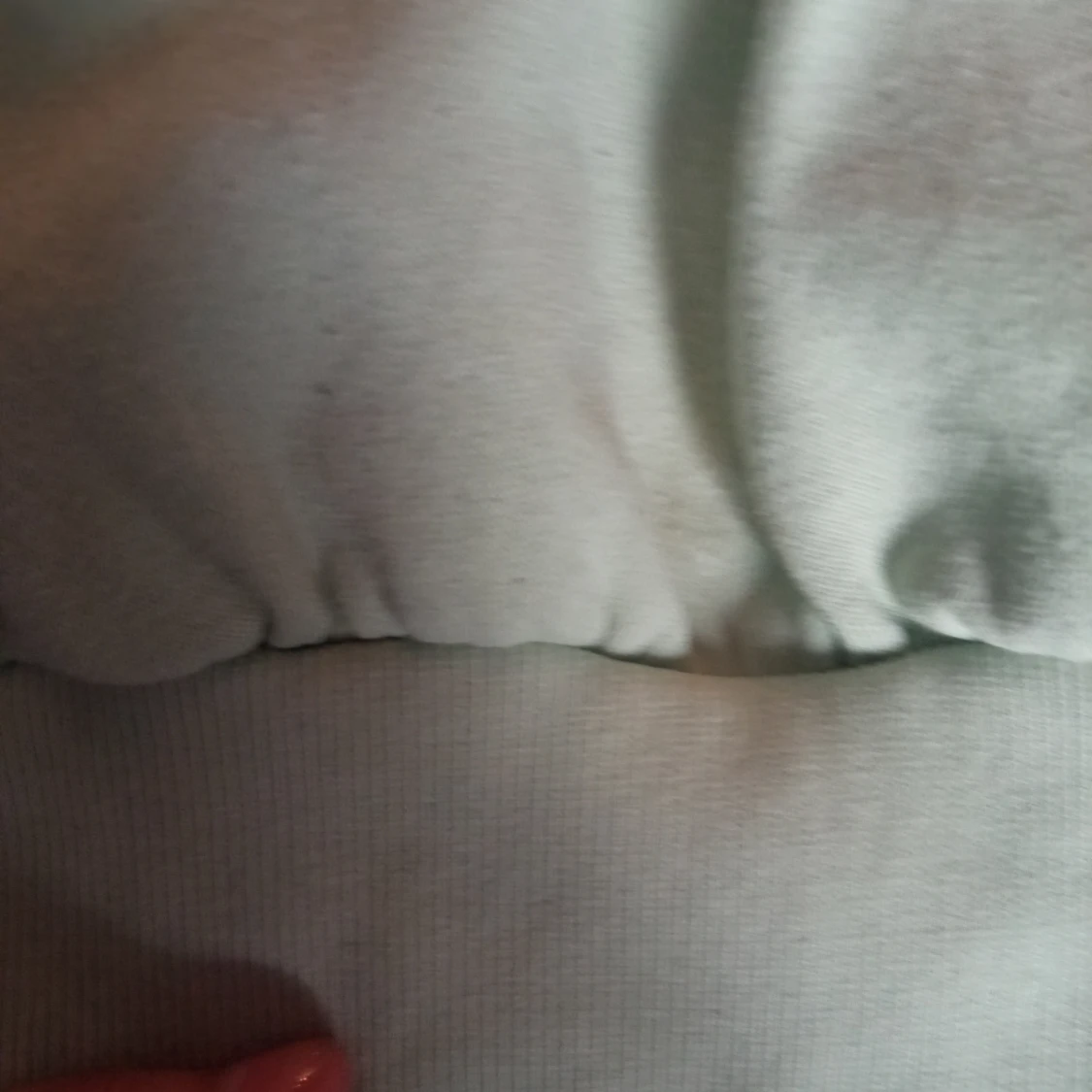 Fin grön tröja med en lila smile på!! - 91