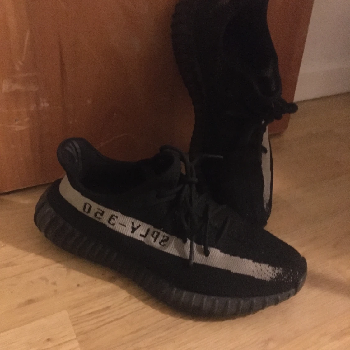 Yeezy 350 Oreo - 90