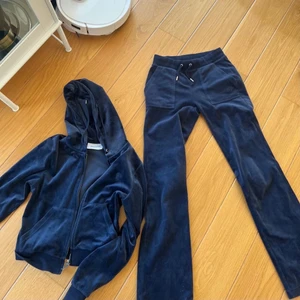 Juicy sett mörk blått - Såld