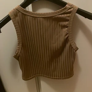 Tre tröjor från Gina storlek S - Säljer alla dessa tre tröjor från Gina som är värda 500kr för 200kr Allihopa 