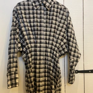 klänning - skjortklänning ifrån ginatricot